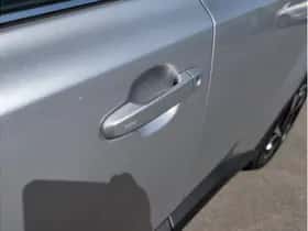 Toyota C-HR (2023) thumbnail 27