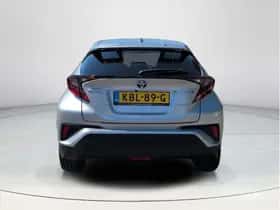 Toyota C-HR (2023) thumbnail 4