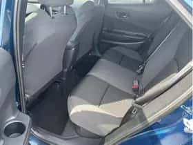 Toyota C-HR (2025) thumbnail 13