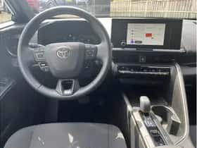 Toyota C-HR (2025) thumbnail 15