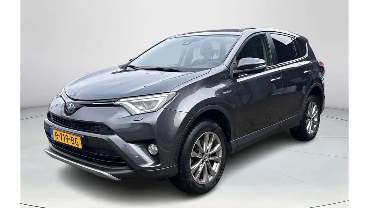 Toyota RAV4 (2018) — foto 1