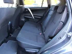 Toyota RAV4 (2018) thumbnail 13