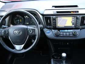 Toyota RAV4 (2018) thumbnail 14