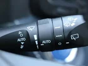 Toyota RAV4 (2018) thumbnail 28
