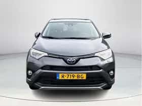 Toyota RAV4 (2018) thumbnail 4