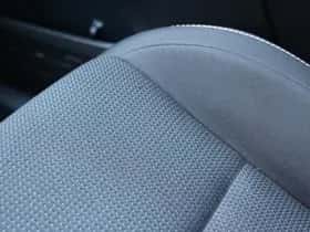 Toyota RAV4 (2018) thumbnail 37