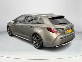 Toyota Corolla (2021) thumbnail 3