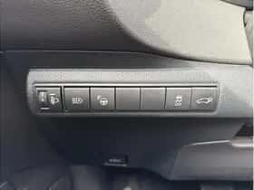 Toyota Corolla (2021) thumbnail 24