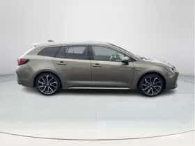 Toyota Corolla (2021) thumbnail 6