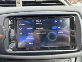 Toyota Yaris (2020) thumbnail 17