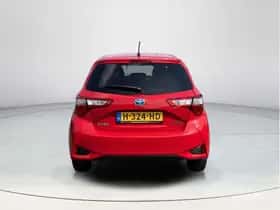 Toyota Yaris (2020) thumbnail 4