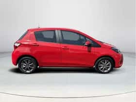 Toyota Yaris (2020) thumbnail 6