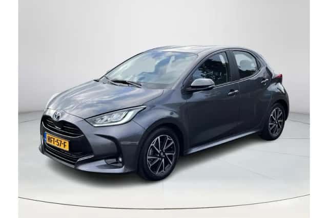Toyota Yaris (2021) thumbnail 1