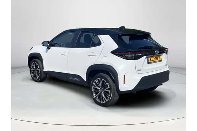 Toyota Yaris Cross (2022) thumbnail 3