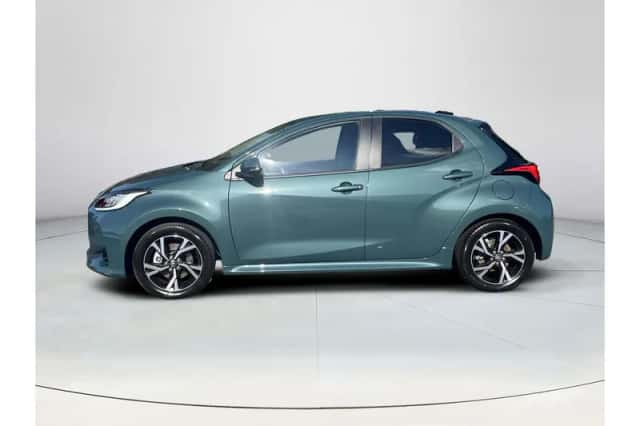 Toyota Yaris (2025) thumbnail 2
