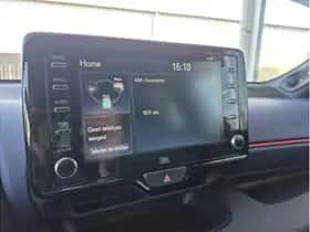 Toyota Yaris (2022) thumbnail 17