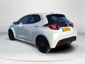 Toyota Yaris (2022) thumbnail 3