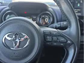 Toyota Yaris (2022) thumbnail 24