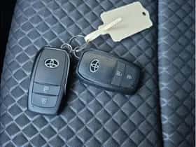 Toyota Yaris (2022) thumbnail 28