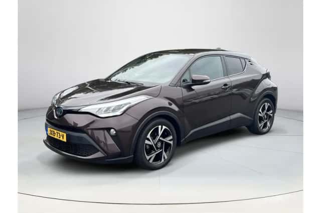 Toyota C-HR (2023) thumbnail 1
