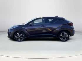 Toyota C-HR (2023) thumbnail 2