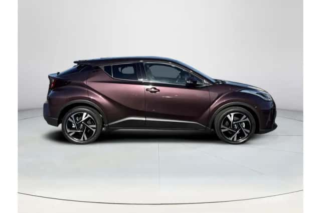 Toyota C-HR (2023) thumbnail 6