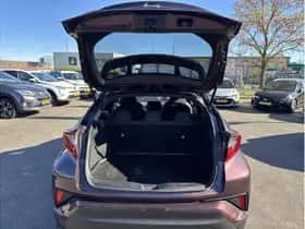 Toyota C-HR (2023) thumbnail 9