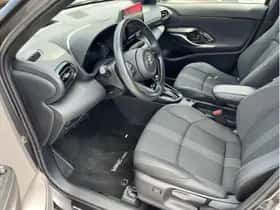 Toyota Yaris Cross (2022) thumbnail 12