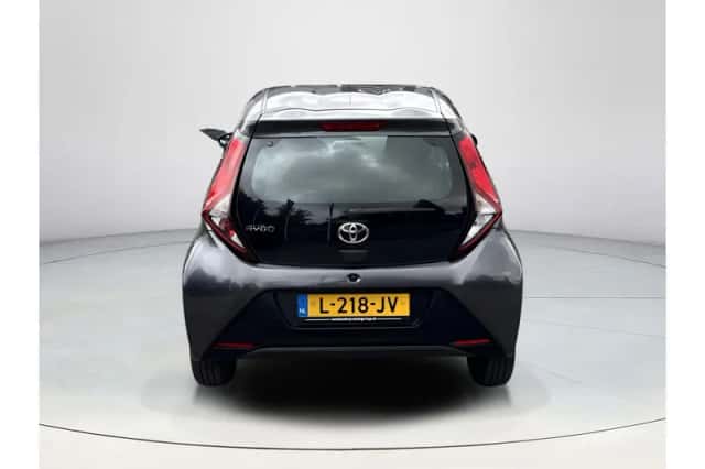 Toyota Aygo (2021) thumbnail 4