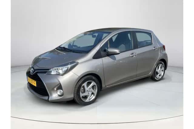 Toyota Yaris (2016) thumbnail 1