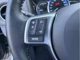 Toyota Yaris (2016) thumbnail 13