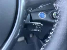 Toyota Yaris (2016) thumbnail 15