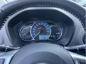 Toyota Yaris (2016) thumbnail 17