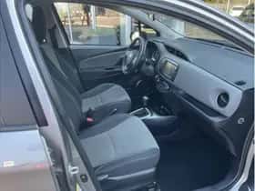 Toyota Yaris (2016) thumbnail 28