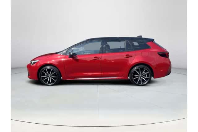 Toyota Corolla (2025) thumbnail 2