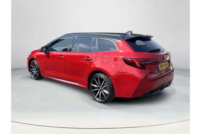 Toyota Corolla (2025) thumbnail 3