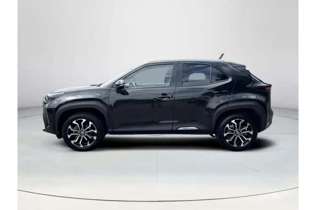 Toyota Yaris Cross (2022) thumbnail 2