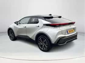 Toyota C-HR (2026) thumbnail 3