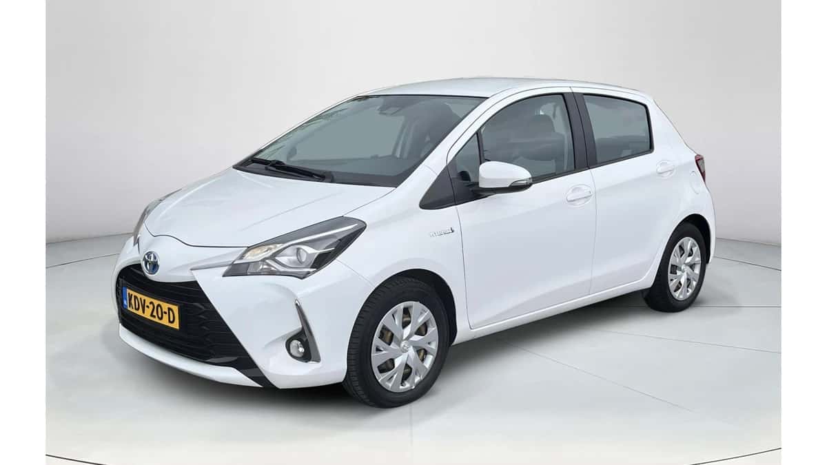 Toyota Yaris (2019) — foto 1