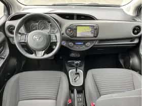 Toyota Yaris (2019) thumbnail 14
