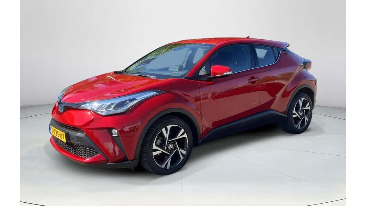 Toyota C-HR (2023) — foto 1