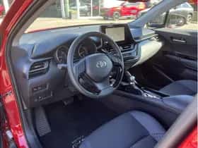Toyota C-HR (2023) thumbnail 11