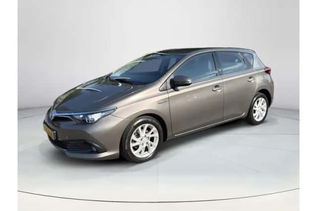 Toyota Auris (2018) thumbnail 1