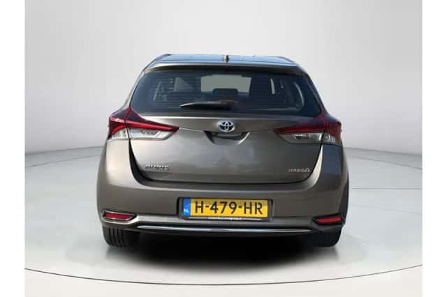 Toyota Auris (2018) thumbnail 4
