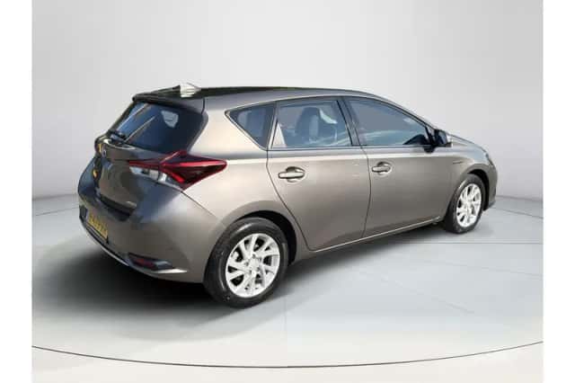 Toyota Auris (2018) thumbnail 5