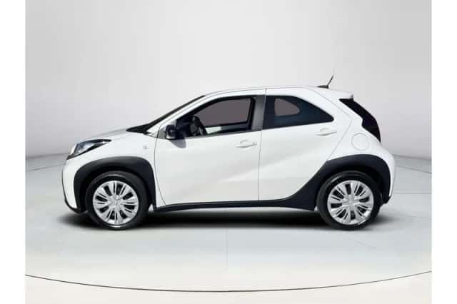 Toyota Aygo X (2024) thumbnail 2