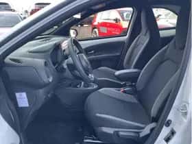 Toyota Aygo X (2024) thumbnail 11