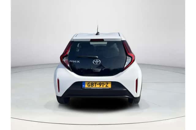Toyota Aygo X (2024) thumbnail 4