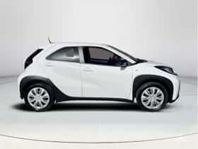 Toyota Aygo X (2024) thumbnail 6