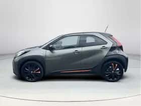 Toyota Aygo X (2022) thumbnail 2